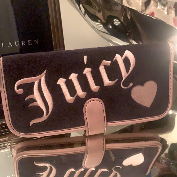 JUICY COUTURE Y2K COSMETIC CLUTCH - Picture 1 of 4
